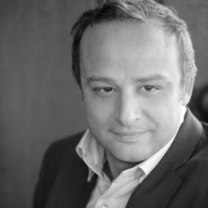 Mohamed Hassen, Acial